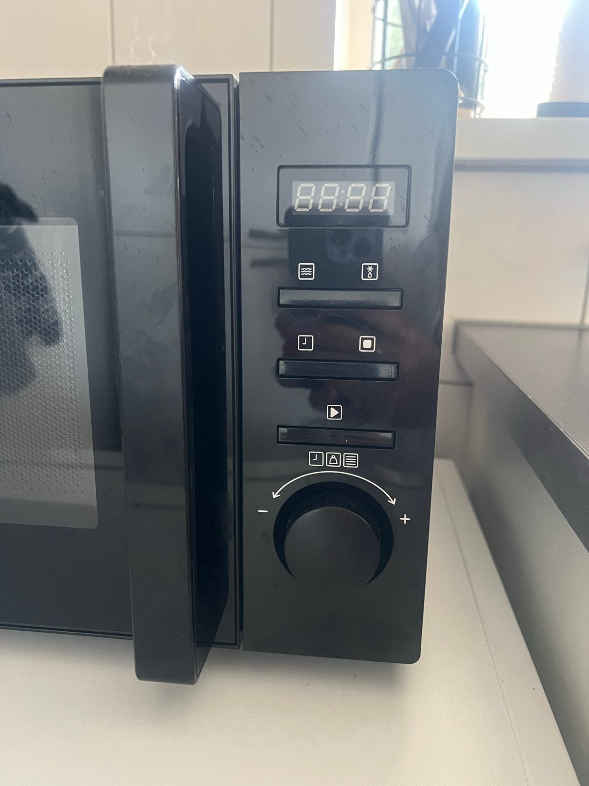 Tomado TMS2002B Magnetron - Zwart, Ophalen, Gebruikt, Magnetron, Draaiplateau