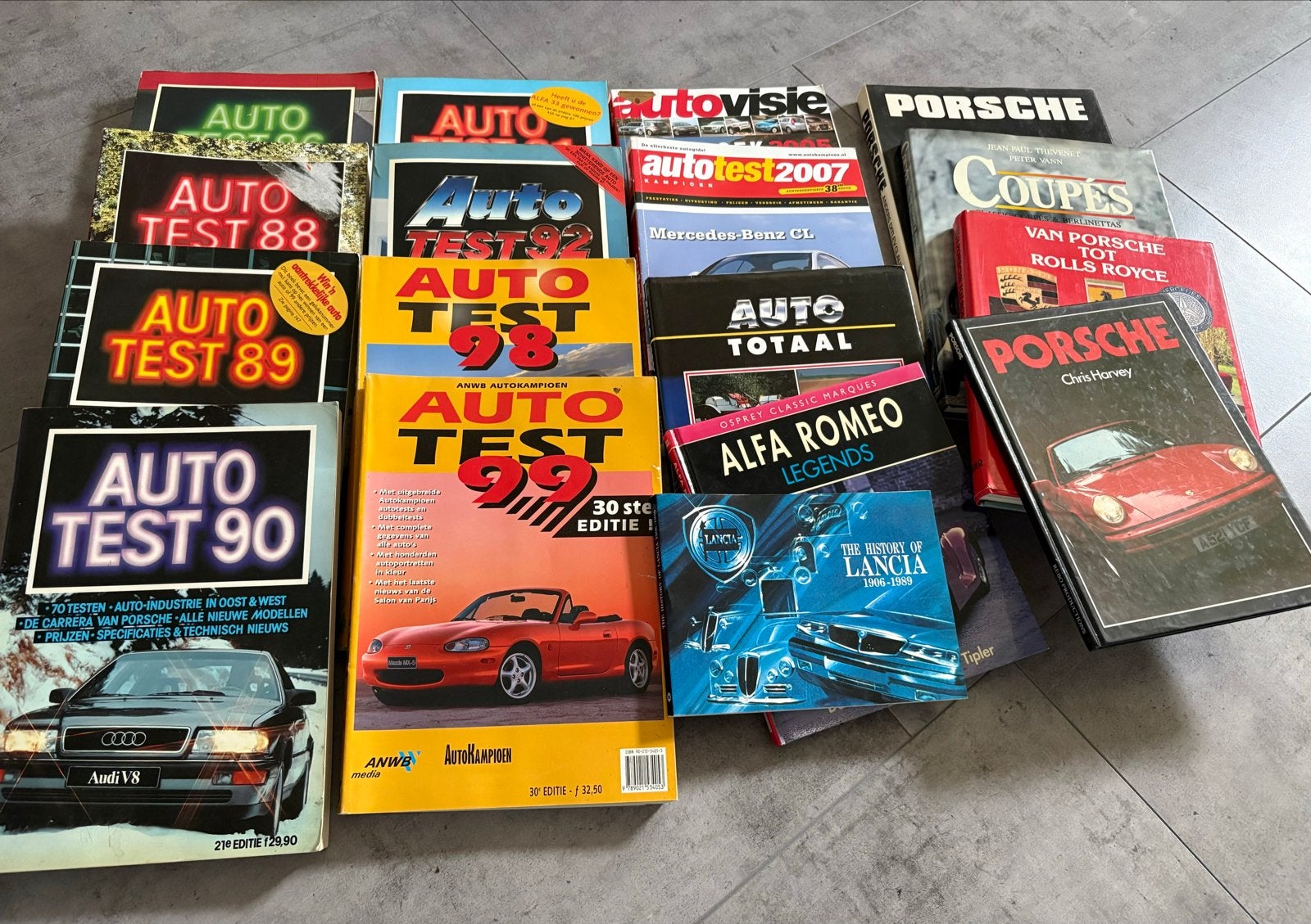 Grote collectie autoboeken, Boeken, Auto's | Boeken, Zo goed als nieuw, Porsche, Ophalen of Verzenden