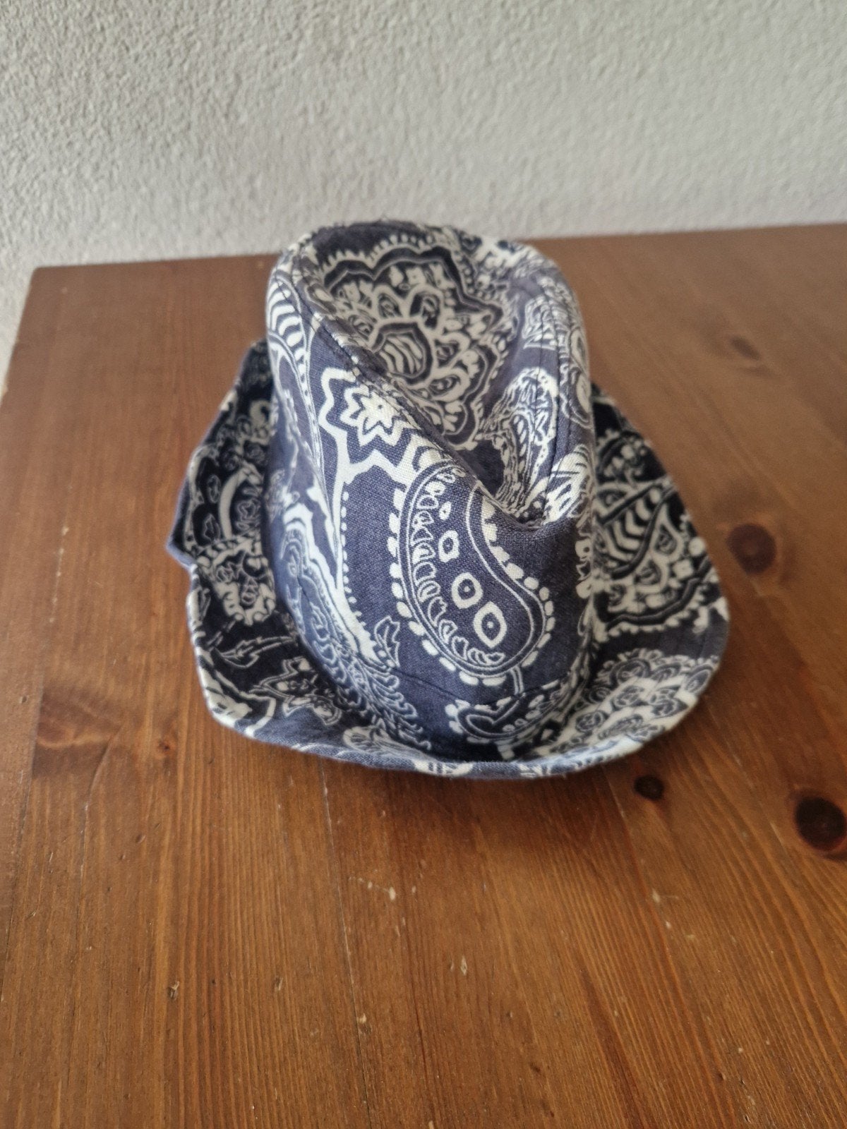 Kinderhoedje met Paisley print - Maat 58 (10 jaar), Ophalen of Verzenden, Jongetje of Meisje, Hoed