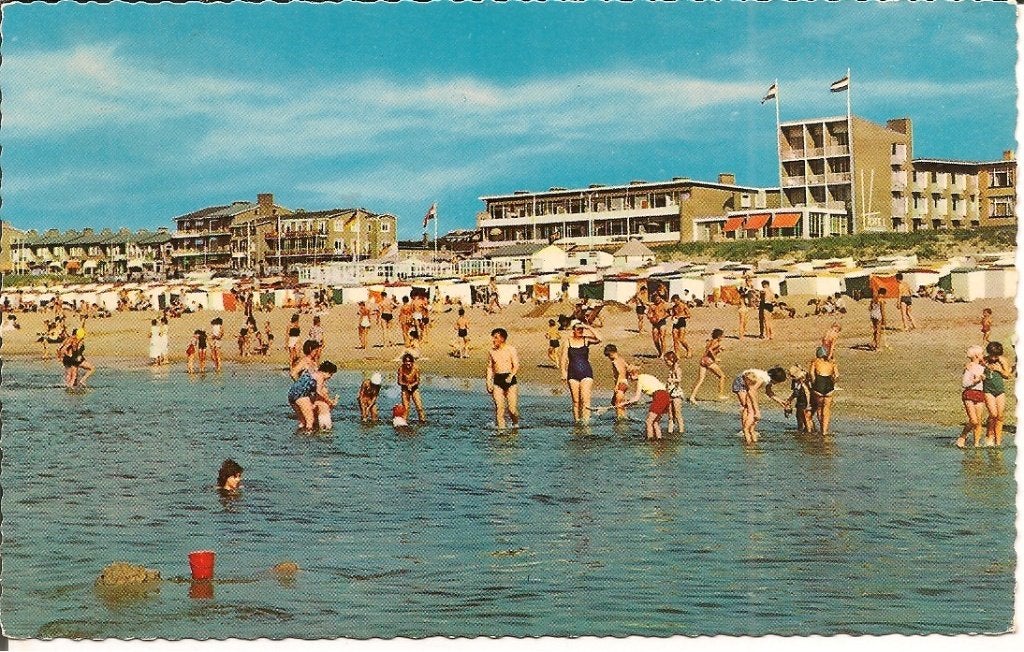Vintage Ansichtkaart Katwijk aan Zee - Bad-Centrum 1968, Ophalen of Verzenden, 1960 tot 1980, Gelopen, Zuid-Holland