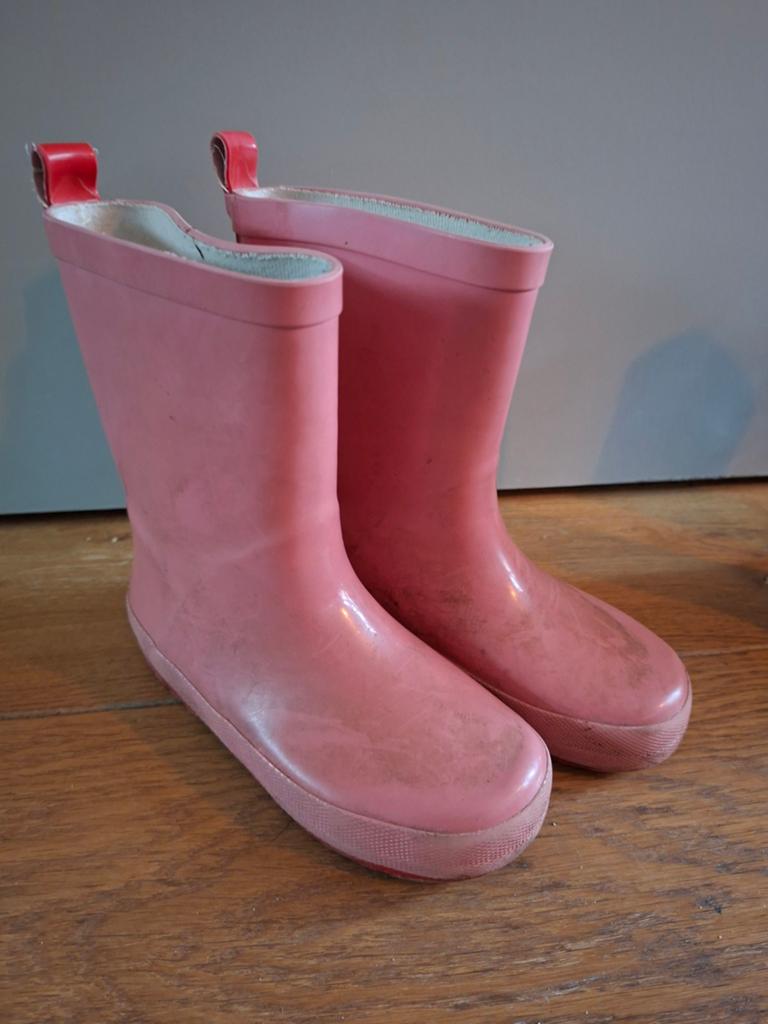 Roze kinderlaarzen maat 26/27 - kunnen nog een ronde mee, Ophalen of Verzenden, Gebruikt, Meisje, Laarzen