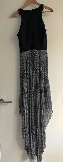 NIEUW Mooie jurk Elisabettta Franchi maat 36, Elisabetta Franchi, Zwart, Nieuw, Ophalen of Verzenden