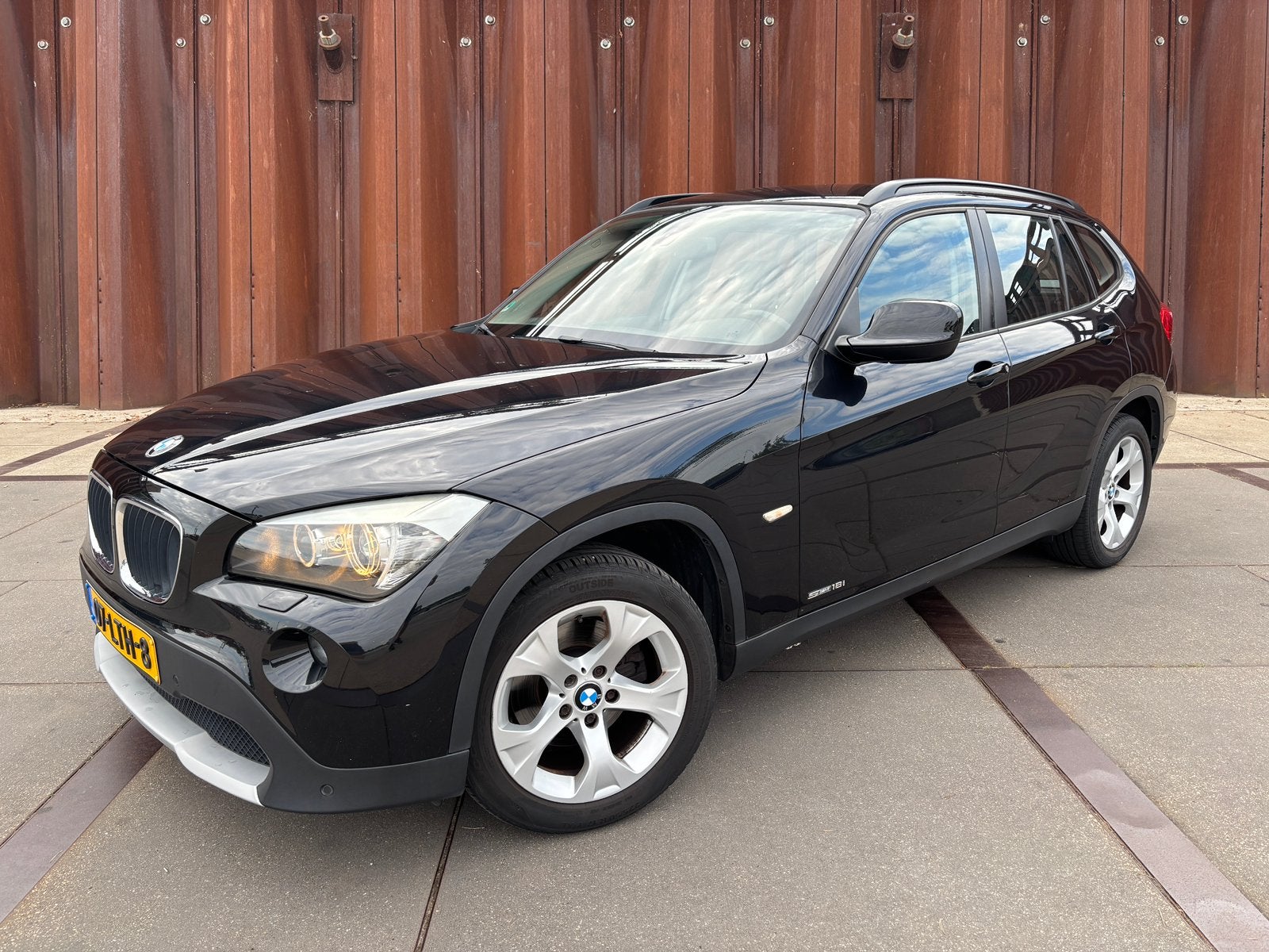 BMW X1 2.0 Sdrive 18I 2010 Zwart, X1, Achterwielaandrijving, 1995 cc, 4 cilinders