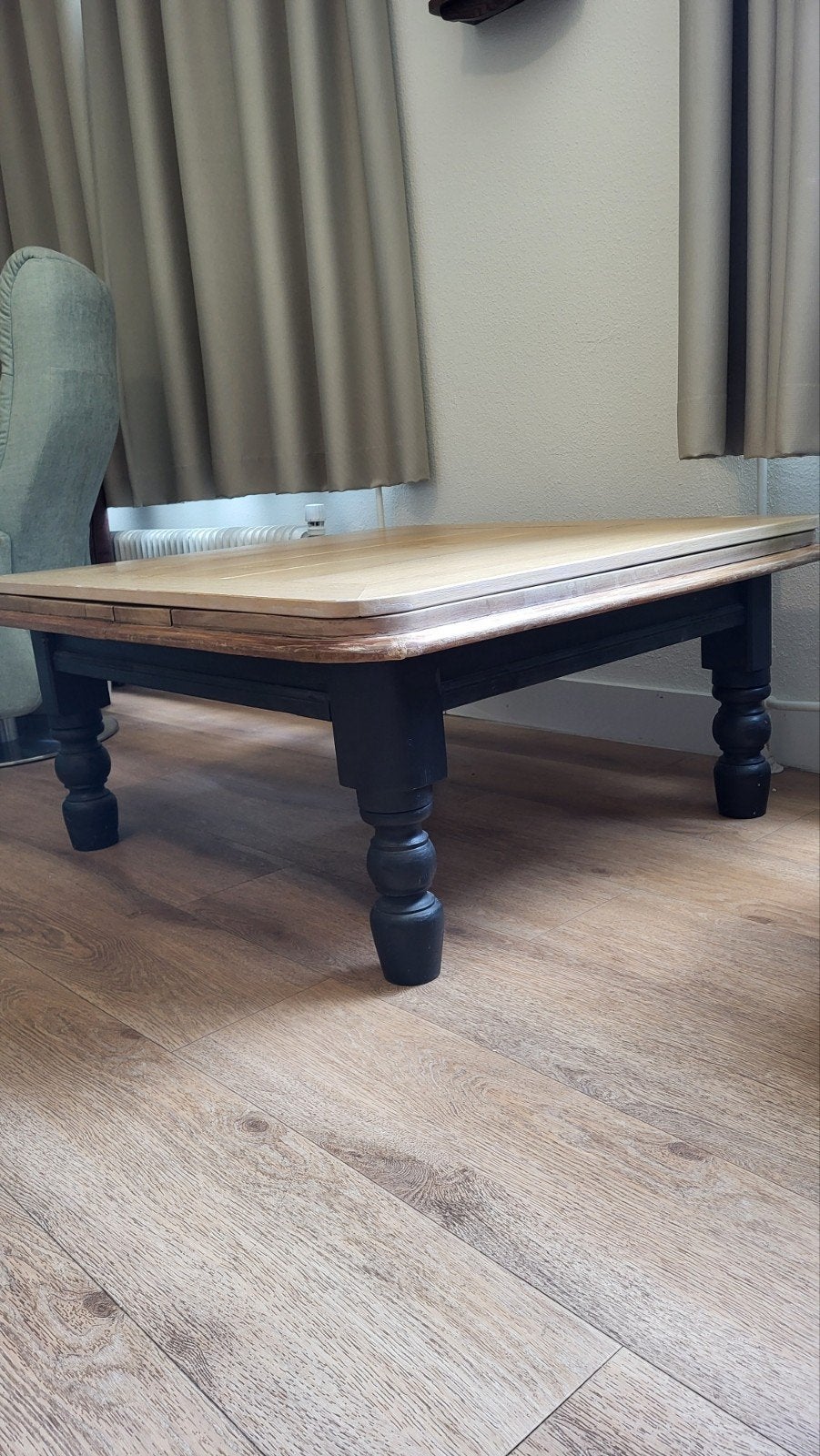Salon tafel, 104 104 x 50 cm, grenen/ eikenhout, Ophalen, Gebruikt, Rechthoekig, Grenenhout