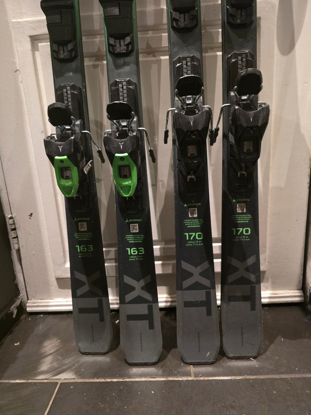 ATOMIC REDSTER XT CARVE SKIS, 160 tot 180 cm, Ophalen of Verzenden, Zo goed als nieuw, Carve