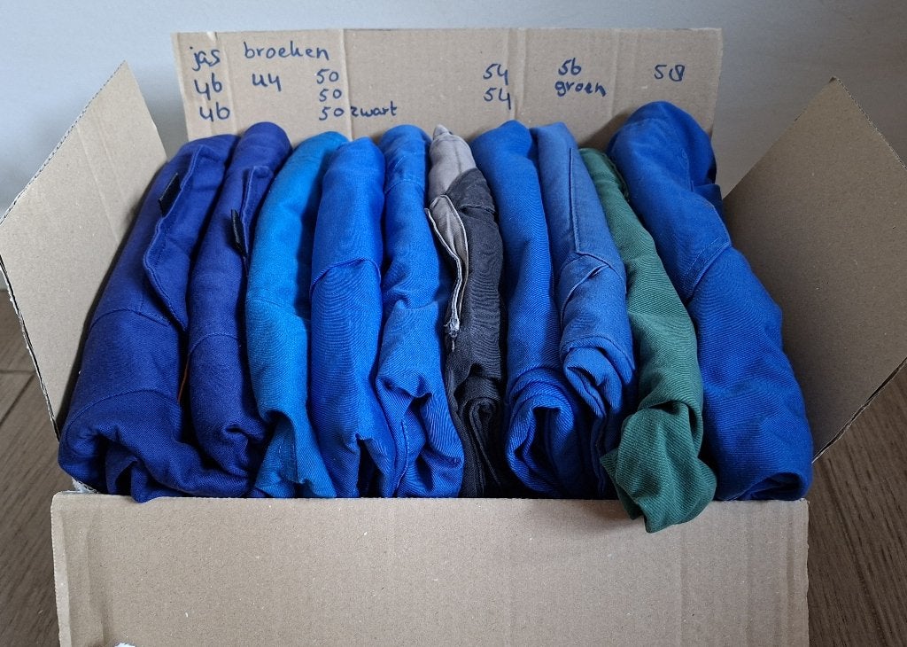 Partij 8 werkbroeken en 2 werkjasjes verschillende maten, Ophalen of Verzenden, Zo goed als nieuw, Heren, Broek