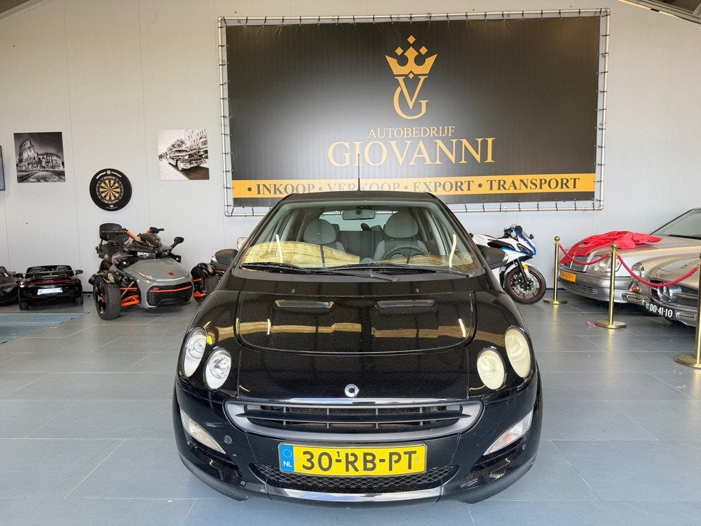 Smart inruil mogelijkm Forfour 1.1 blackbasic, Auto's, Smart, Voorwielaandrijving, Zwart, Origineel Nederlands, Bedrijf