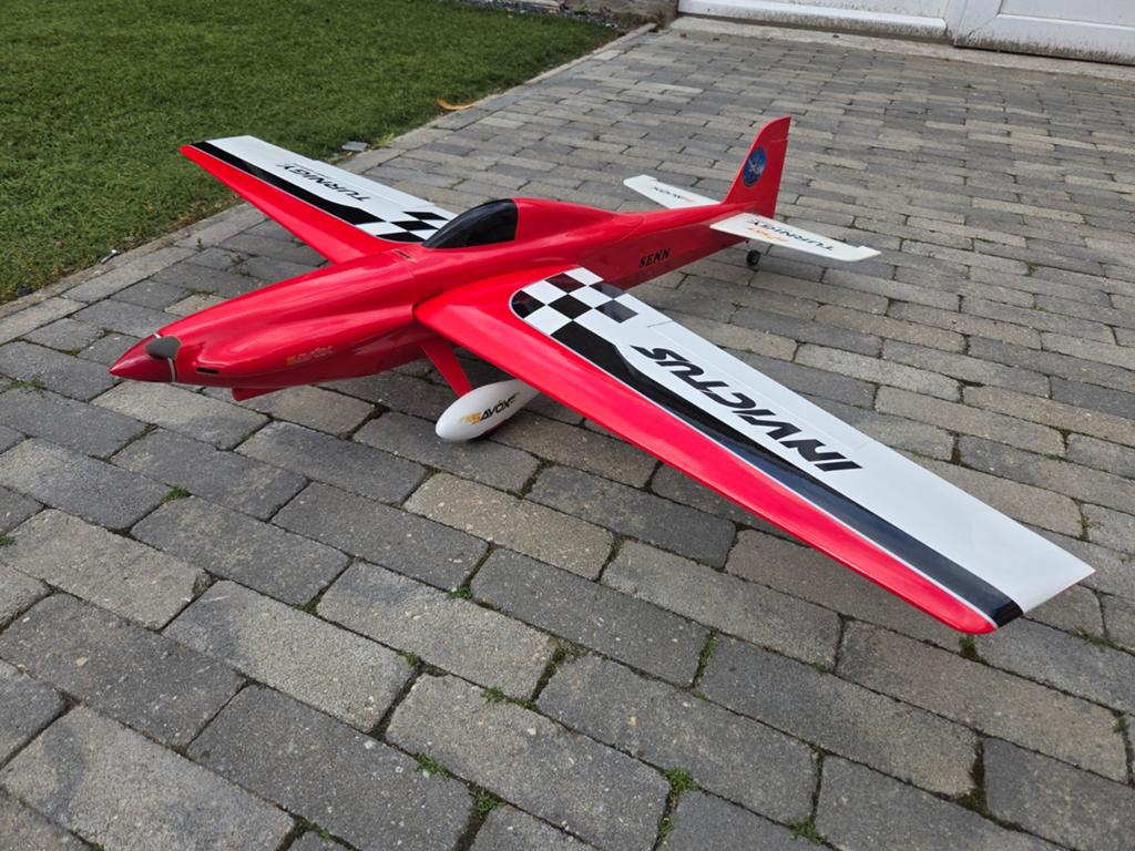 HK Invictus EF-1 racer modelvliegtuig savox regelaar motor, Ophalen, Zo goed als nieuw, Elektro