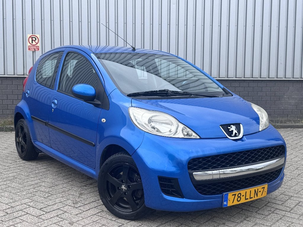 Peugeot 107 Airco/5-Deurs/APK/UrbanMove/NAP/Velg/Elec ramen, Auto's, Peugeot, Stof, Zwart, 68 pk, Origineel Nederlands