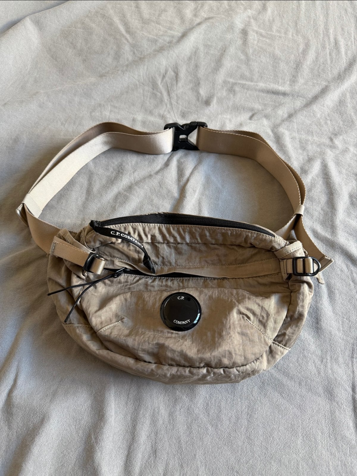C.P. Company heuptas - Zo goed als nieuw, Overige merken, Minder dan 30 cm, 25 tot 40 cm, Ophalen of Verzenden