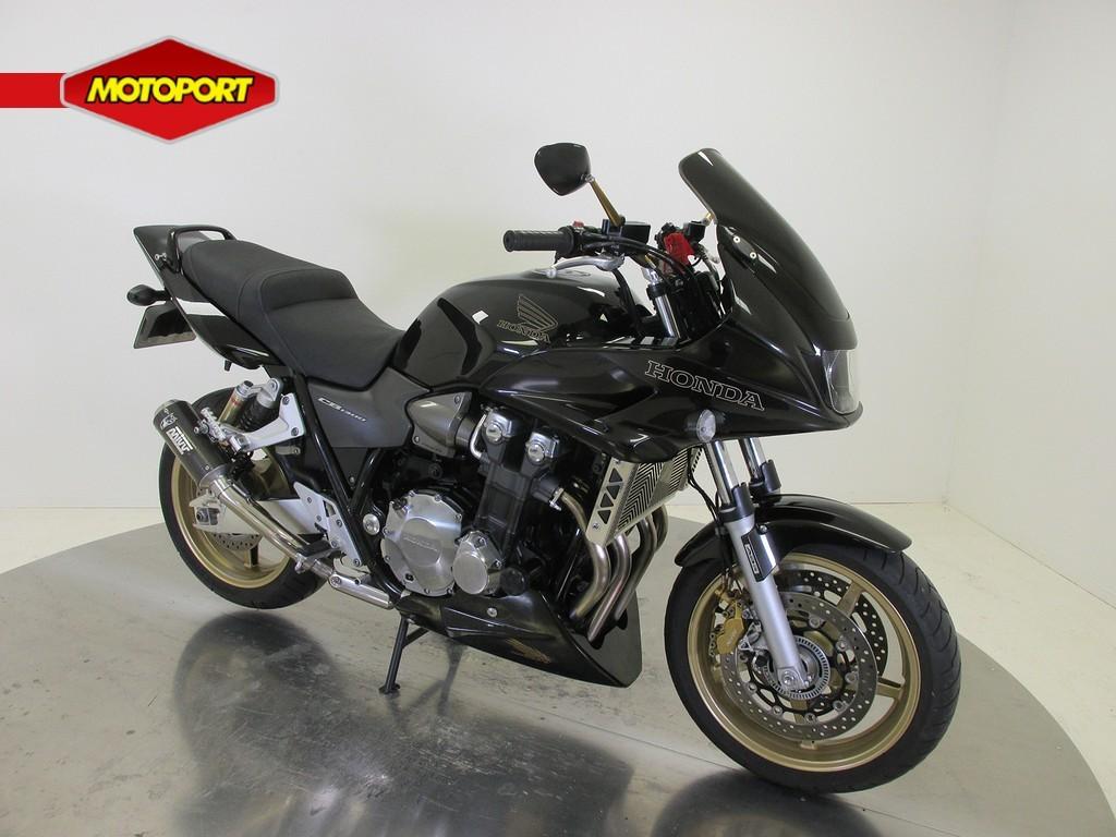 Honda CB1300SA (bj 2008), Motoren, Motoren | Honda, Bedrijf, Sport, Honda Nederland BV, Capronilaan 1
1119 NN  Schiphol-Rijk, NL