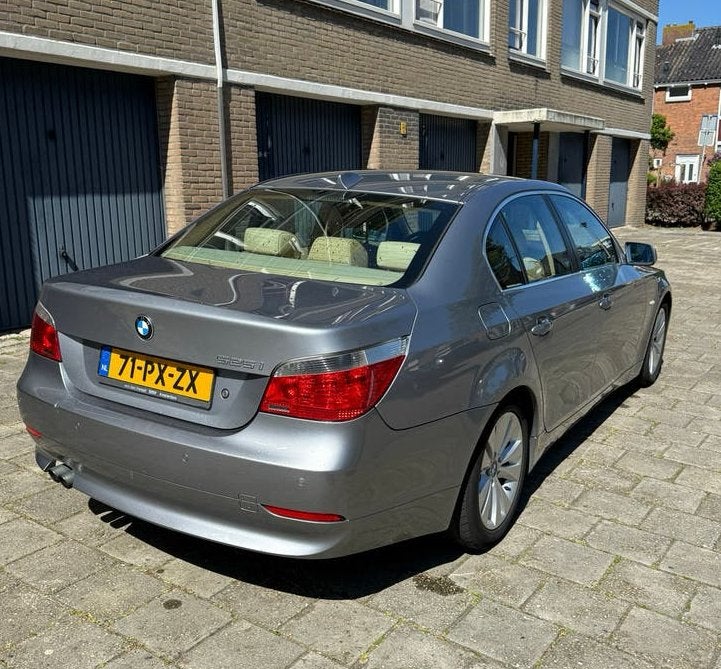 BMW 5-Serie 2.5 I 525 | TREKHAAK | comfort stoelen, Auto's, BMW, Automaat, Achterwielaandrijving, Beige, 2000 kg