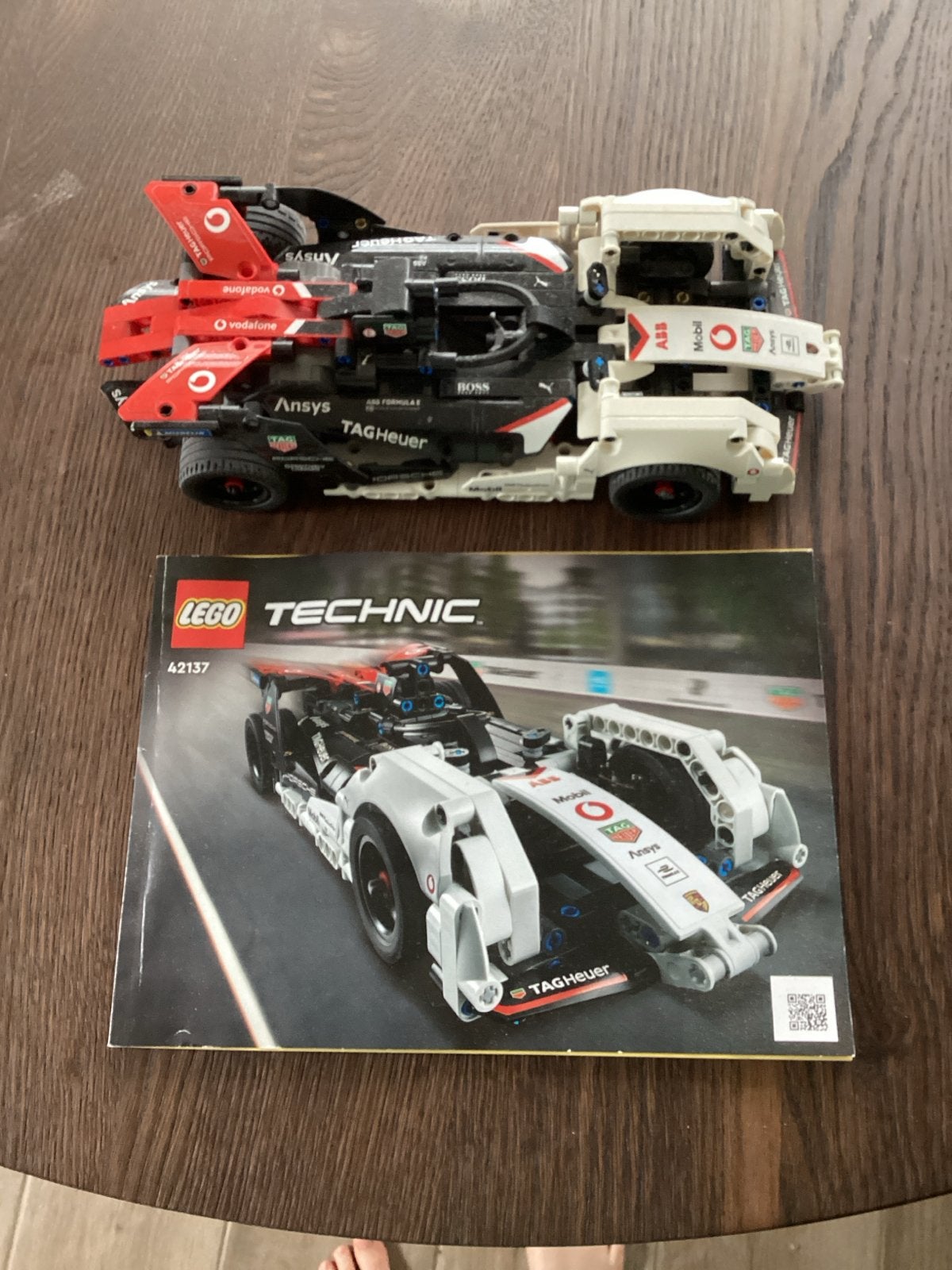 LEGO Technic Porsche Formula E, Ophalen of Verzenden, Zo goed als nieuw