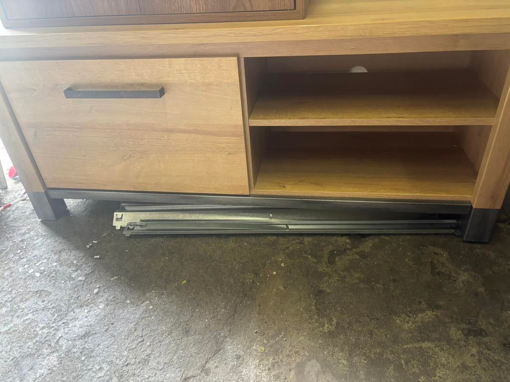 Tv meubel Finn (Leen Bakker), Ophalen, 100 tot 150 cm, Zo goed als nieuw, Minder dan 100 cm