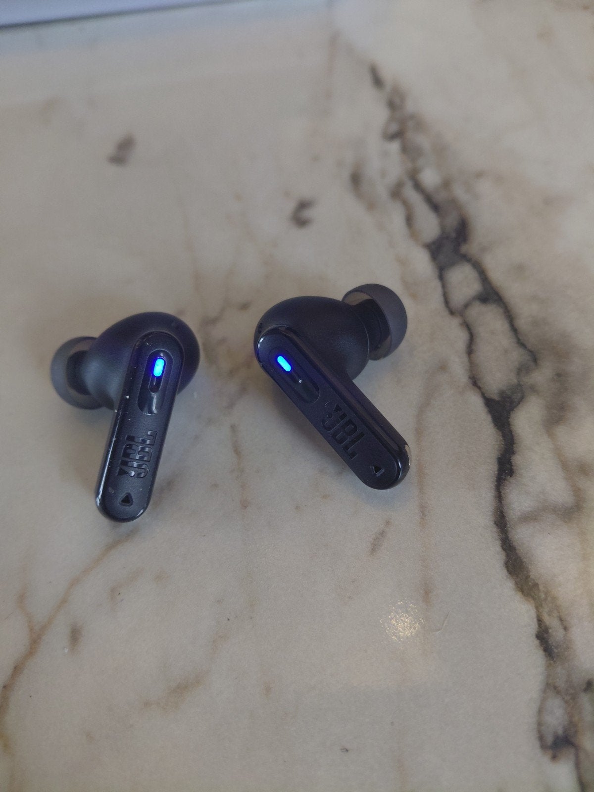 JBL Wave Buds In-ear Koptelefoon Zwart - Zo goed als nieuw, Audio, Tv en Foto, Koptelefoons, Zo goed als nieuw, In-ear, JBL, Zwart
