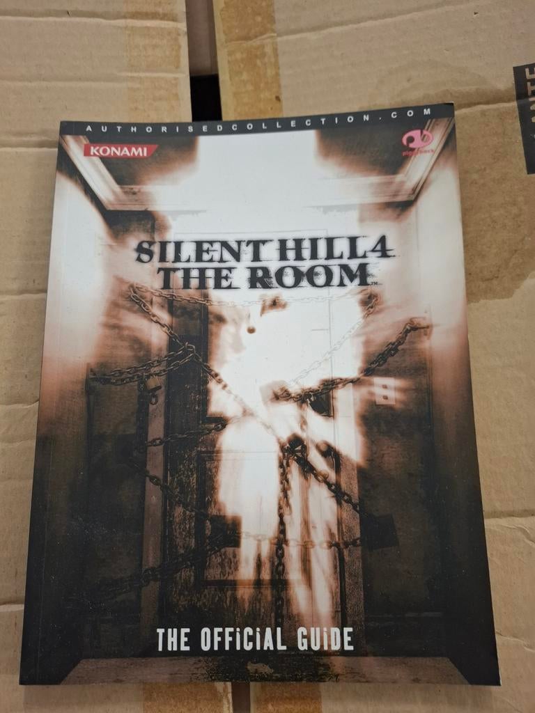 Silent Hill 4 The Room - The Official Guide, Spelcomputers en Games, Ophalen of Verzenden