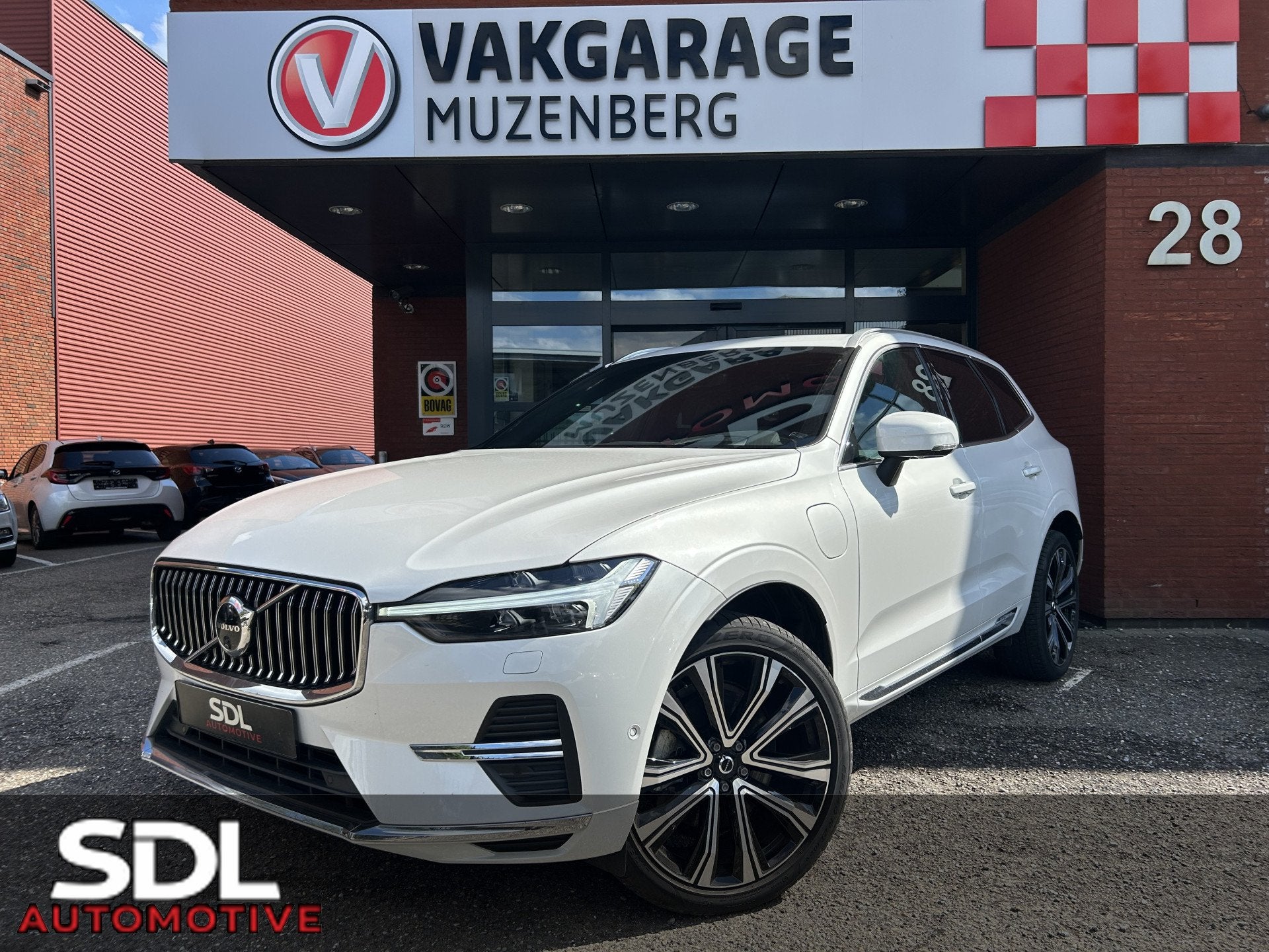 Volvo XC60 2.0 T8 Plug-in hybrid SOH 97,6% AWD Ultimate Brig, Automaat, Gebruikt, 4 cilinders, 1969 cc