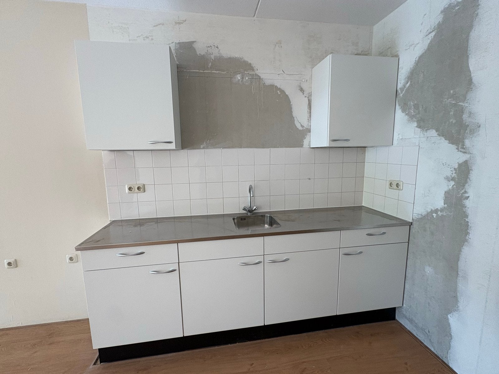 Nieuw keukenblok te koop - zelf demonteren, Wit, Nieuw, Enkelwandige keuken, Ophalen of Verzenden