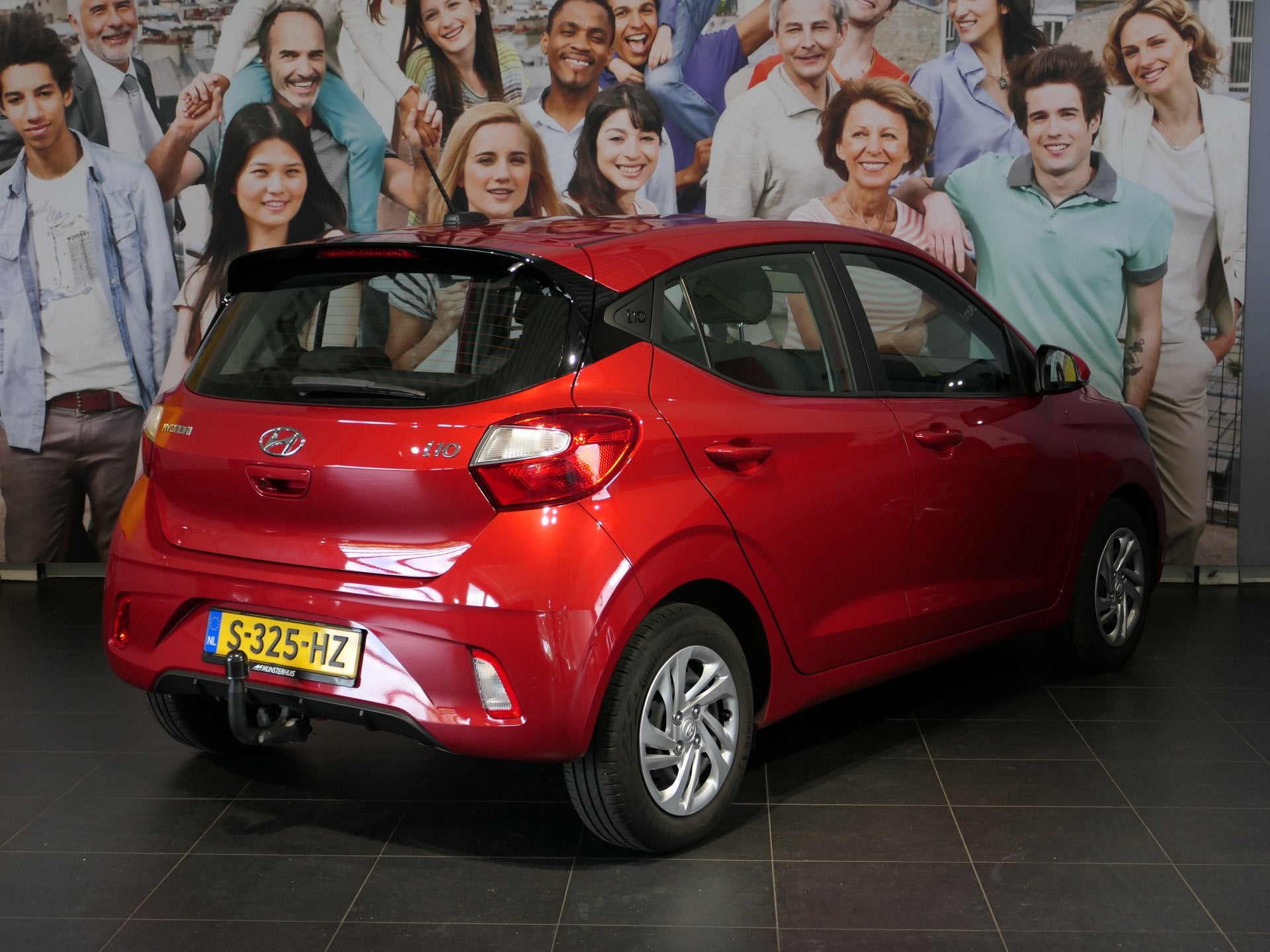 Hyundai i10 1.0 Comfort Smart - Occasion Lease vanaf €424, Stof, Gebruikt, 899 kg, 4 stoelen