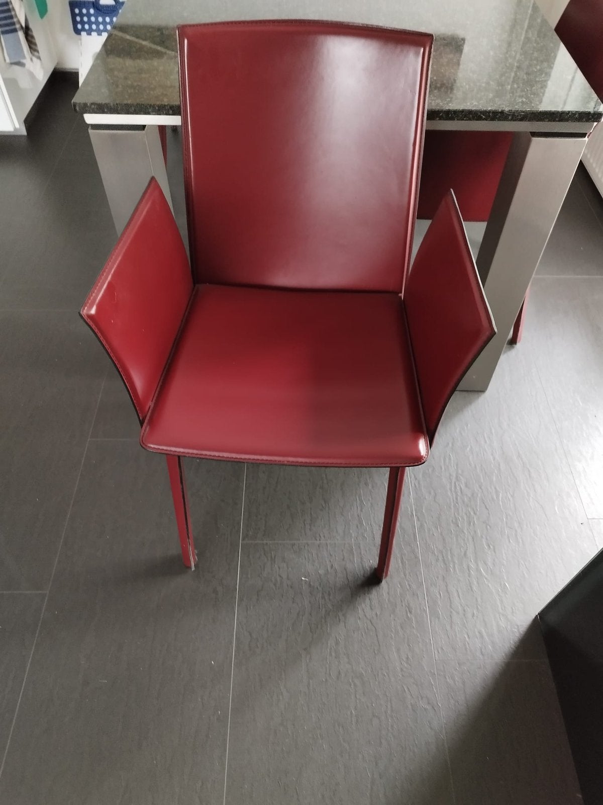 4 leren stoelen, Huis en Inrichting, Stoelen, Ophalen, Zo goed als nieuw, Rood, Leer