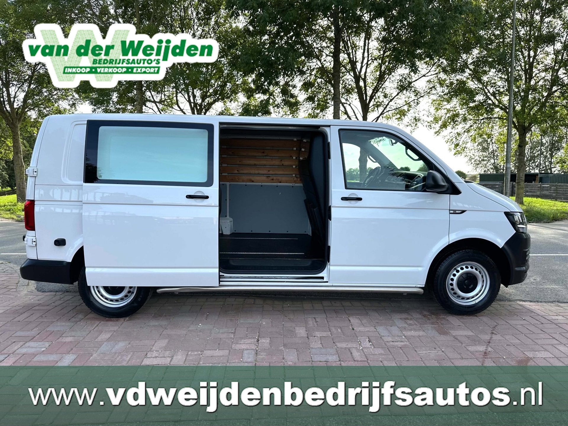 Volkswagen Transporter 2.0 TDI L2H1 Highline AUTOMAAT MARGE, Auto's, Euro 5, Stof, Gebruikt, 4 cilinders