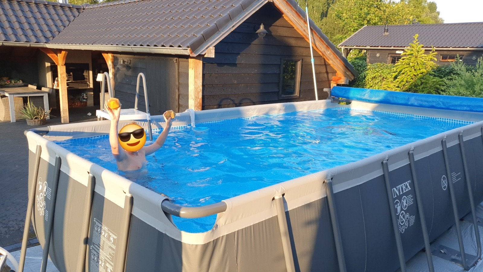 Intex Ultra XTR Zwembad 549 x 274 x 132 incl warmtepomp, Tuin en Terras, Ophalen, Gebruikt, 200 tot 300 cm, 80 tot 120 cm