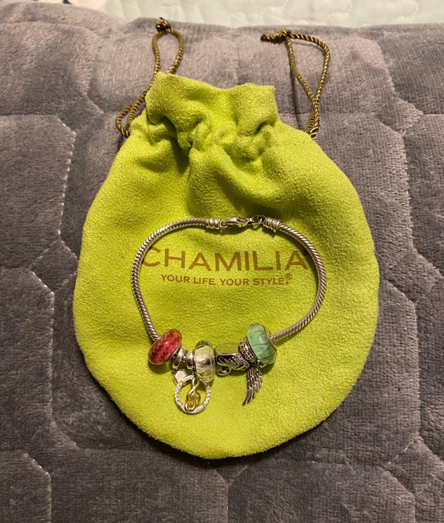 925 Zilveren Chamilia Armband met 7 Bedels, Gebruikt, Ophalen of Verzenden, Chamilia, 4 bedels of meer