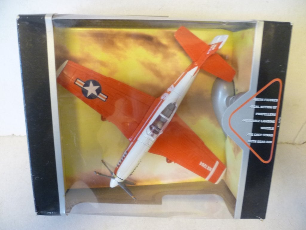 Toy Mark vliegtuig P 51 met standaard nieuw in doos 1:48, Verzamelen, Ophalen of Verzenden, Nieuw, Schaalmodel