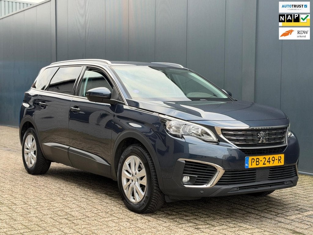 Peugeot 5008 1.2 PureTech 7 persoons Camera Navi Carplay, Auto's, Voorwielaandrijving, Gebruikt, Euro 6, 1199 cc