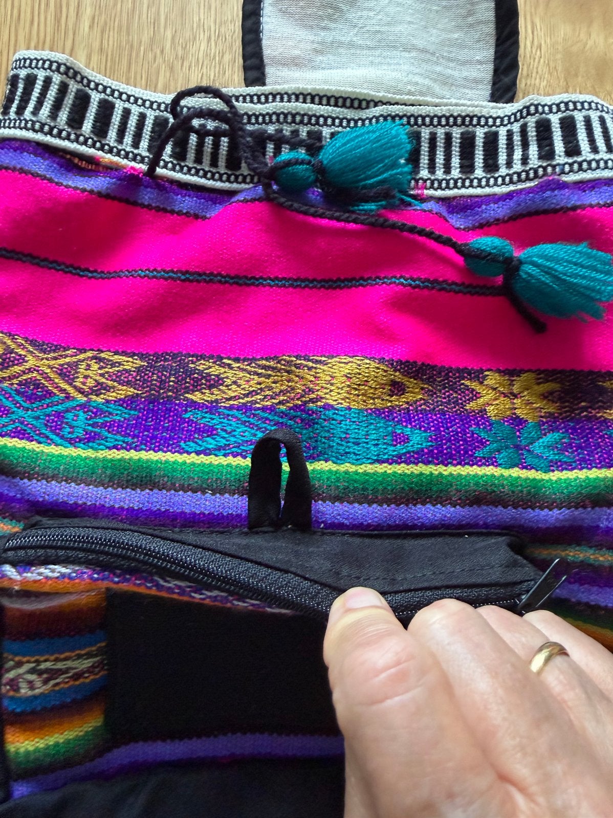 Kleurrijke handgemaakte rugzak uit Peru, Overige merken, 25 tot 40 cm, Nieuw, Ophalen of Verzenden