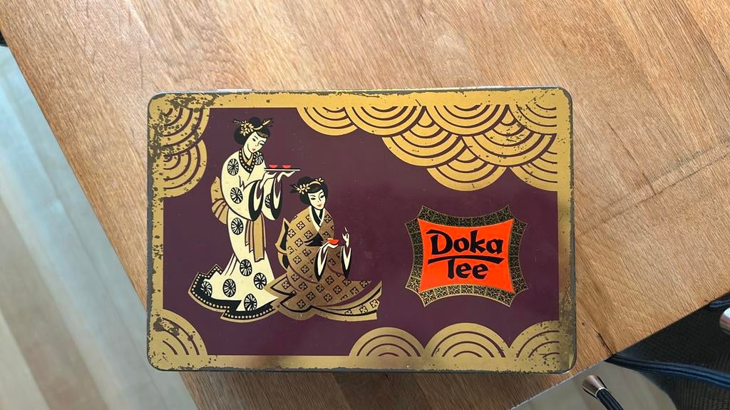 Thee blik, Ophalen, Zo goed als nieuw, Koek(jes)