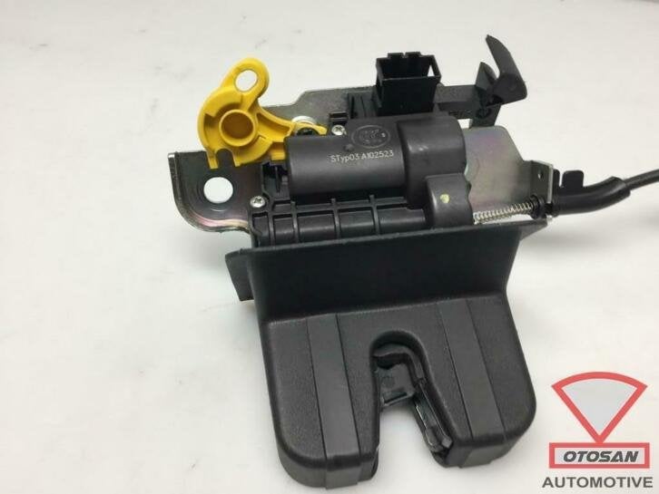 vw arteon 3g8 2018 slot mechaniek elek achterklep 3g0827887b, Gebruikt, Volkswagen, Volkswagen AG, Berliner Ring 2
38440  Wolfsburg, DE