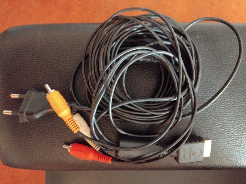 PS2 AV-kabel, Spelcomputers en Games, Spelcomputers | Overige Accessoires, Gebruikt, Overige typen, Overige merken, PlayStation