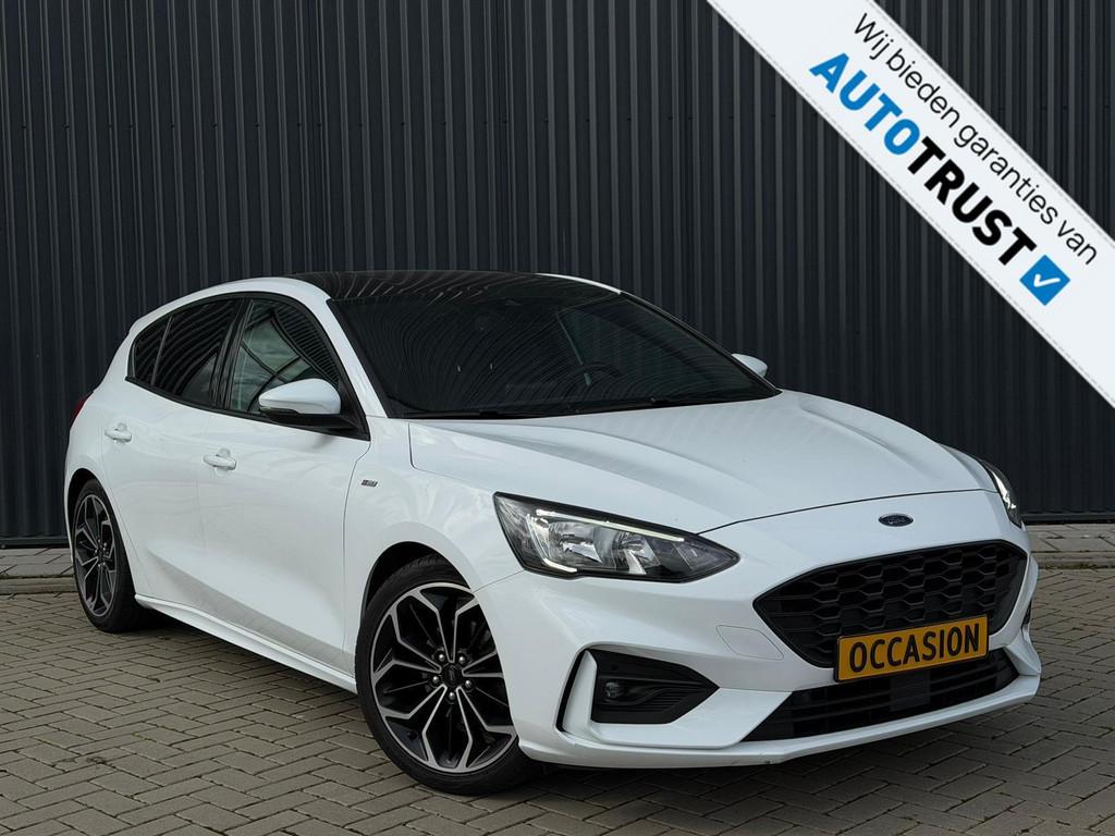 Ford Focus 1.0 EcoBoost ST Line Business, Gebruikt, Wit, Handgeschakeld, Particulier