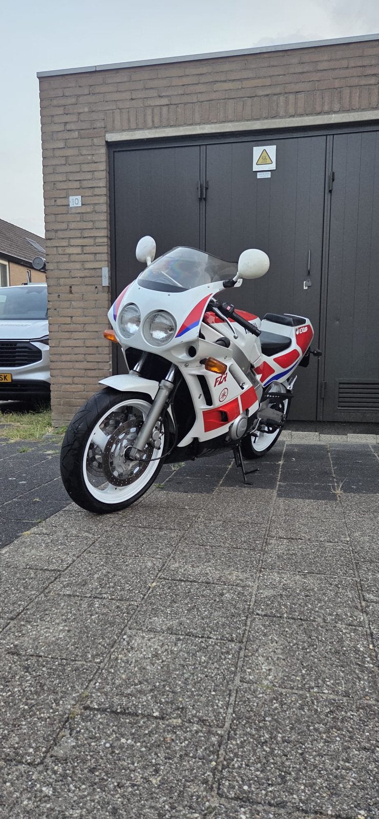 Yamaha FZR 400 R | 1989 | Zeer uniek | FZR 400, Motoren, Motoren | Yamaha, 4 cilinders, 398 cc, Meer dan 35 kW, Minimaal motorrijbewijs A2
