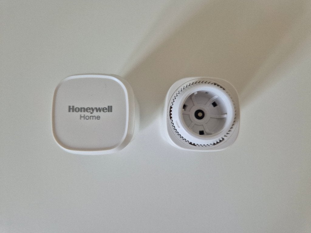 2x Honeywell Home evohome HR91 slimme radiatorregelaar, Doe-het-zelf en Verbouw, Verwarming en Radiatoren, Thermostaat, Minder dan 30 cm