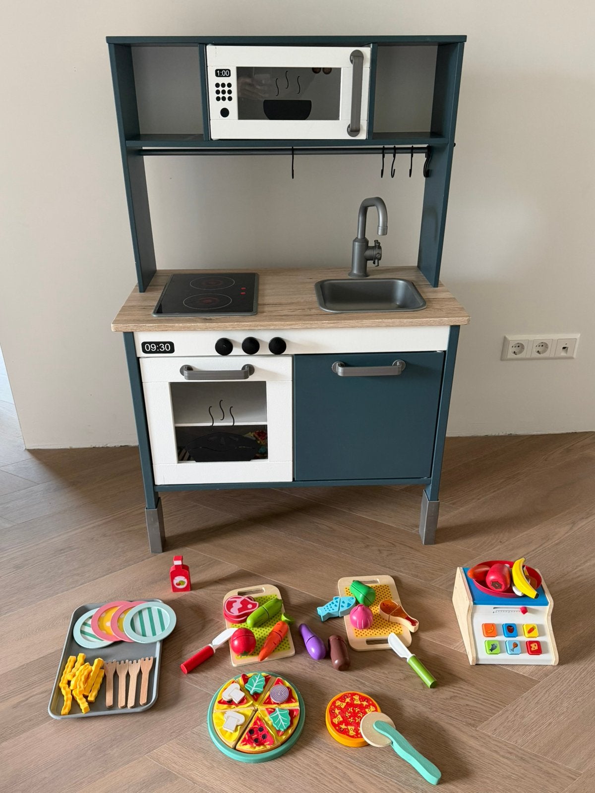 Ikea duktig keuken - achterkant is restaurant, Ophalen, Gebruikt