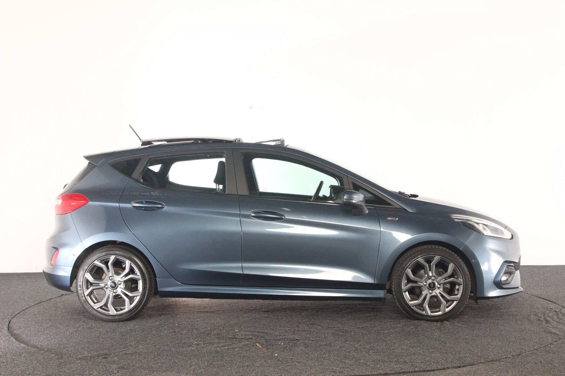 Ford Fiesta 1.0 EcoBoost ST-Line X | Org NL-auto | panoramad, Auto's, Voorwielaandrijving, Stof, Gebruikt, Euro 6
