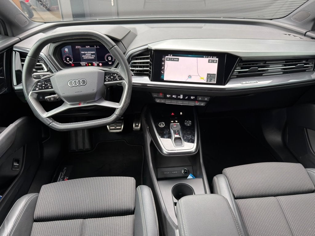 Audi Q4 e-tron 40 S-Line Competition 77 kWh | Camera | ACC |, Auto's, Audi, Automaat, 0 cilinders, Gebruikt, 520 km