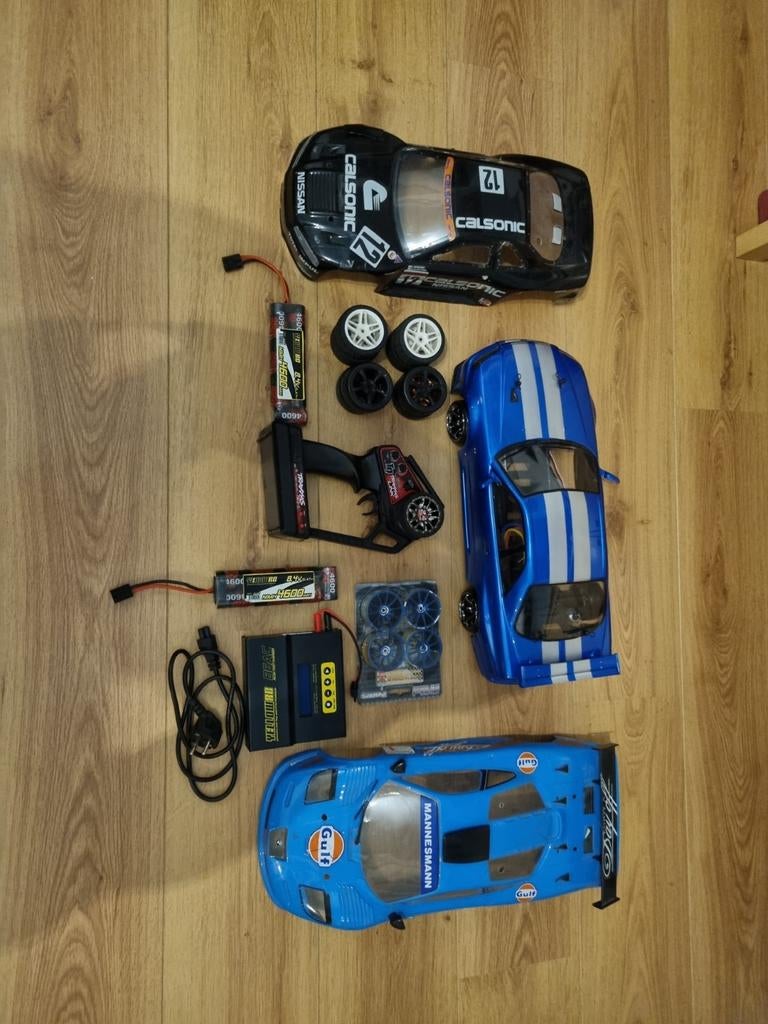 RC Drift Auto Set - Compleet met Extra Onderdelen, Hobby en Vrije tijd, Modelbouw | Radiografisch | Auto's, Elektro, Gebruikt