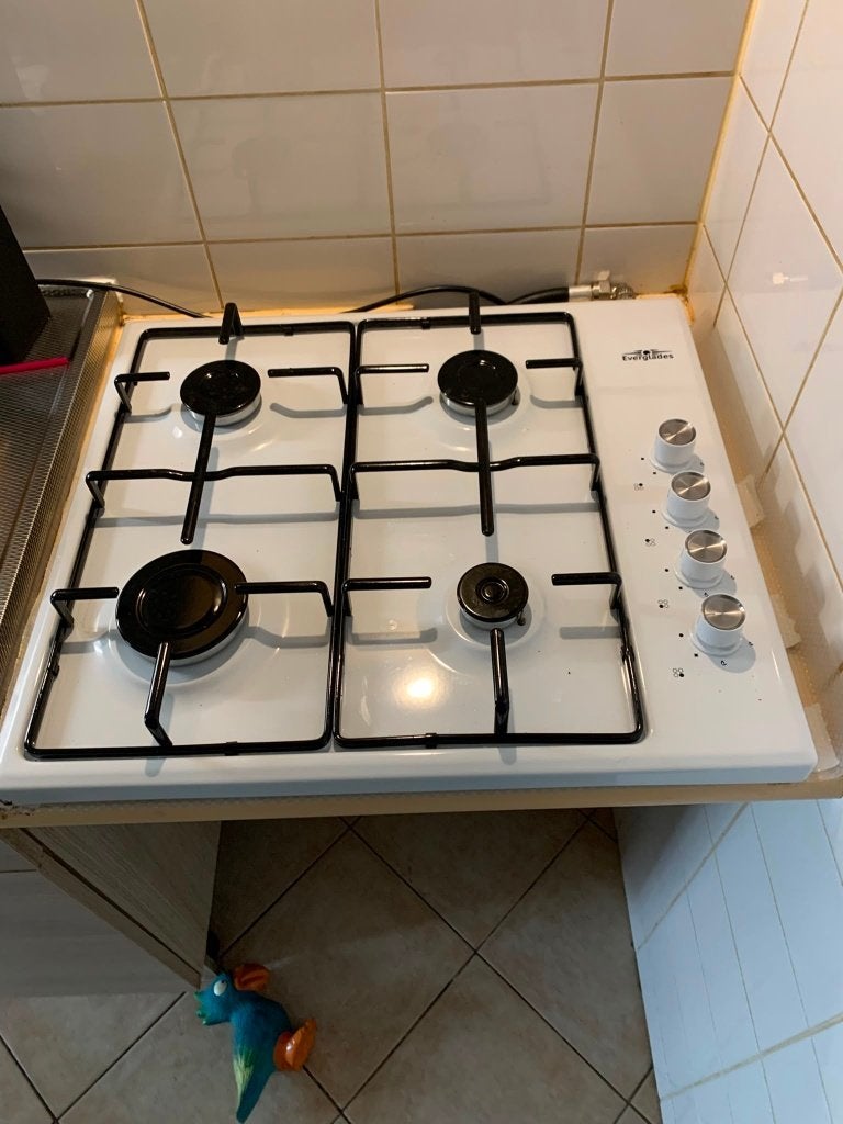 gasfornuis, Witgoed en Apparatuur, Fornuizen, Ophalen, 4 kookzones, Zo goed als nieuw, Gas