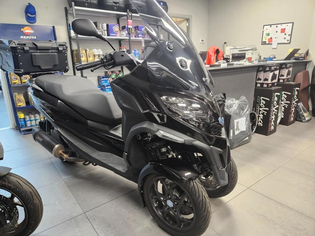 Piaggio MP3 400 HPE RST 2025 1800KM, Motoren, Motoren | Piaggio, Bedrijf, Overig