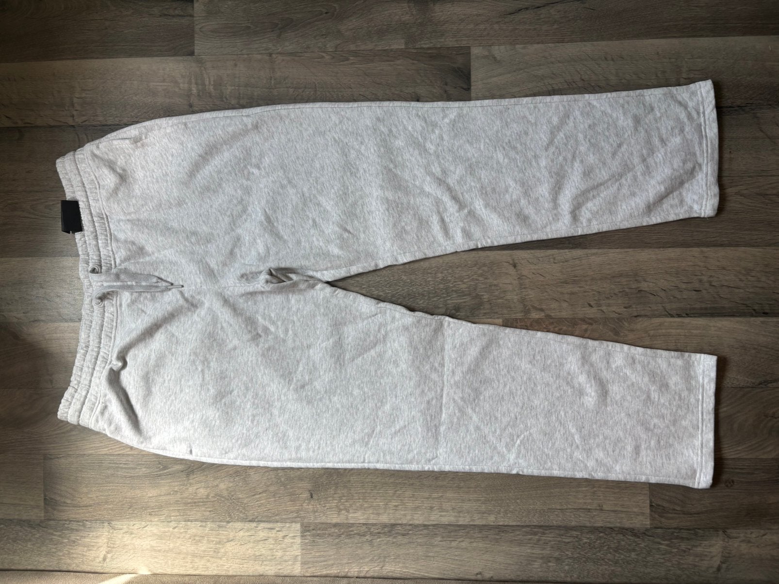 Grey Sweatpants – Size L – Brand New with Tags, Maat 42/44 (L), Nieuw, Ophalen of Verzenden, Grijs
