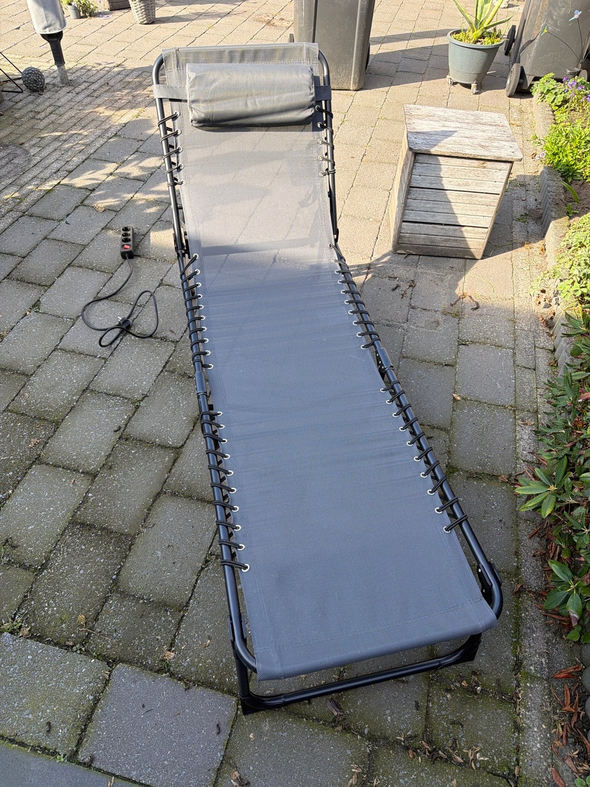 Ligstoel - Comfortabel en verstelbaar, Tuin en Terras, Ophalen, Zo goed als nieuw, Metaal, Inklapbaar