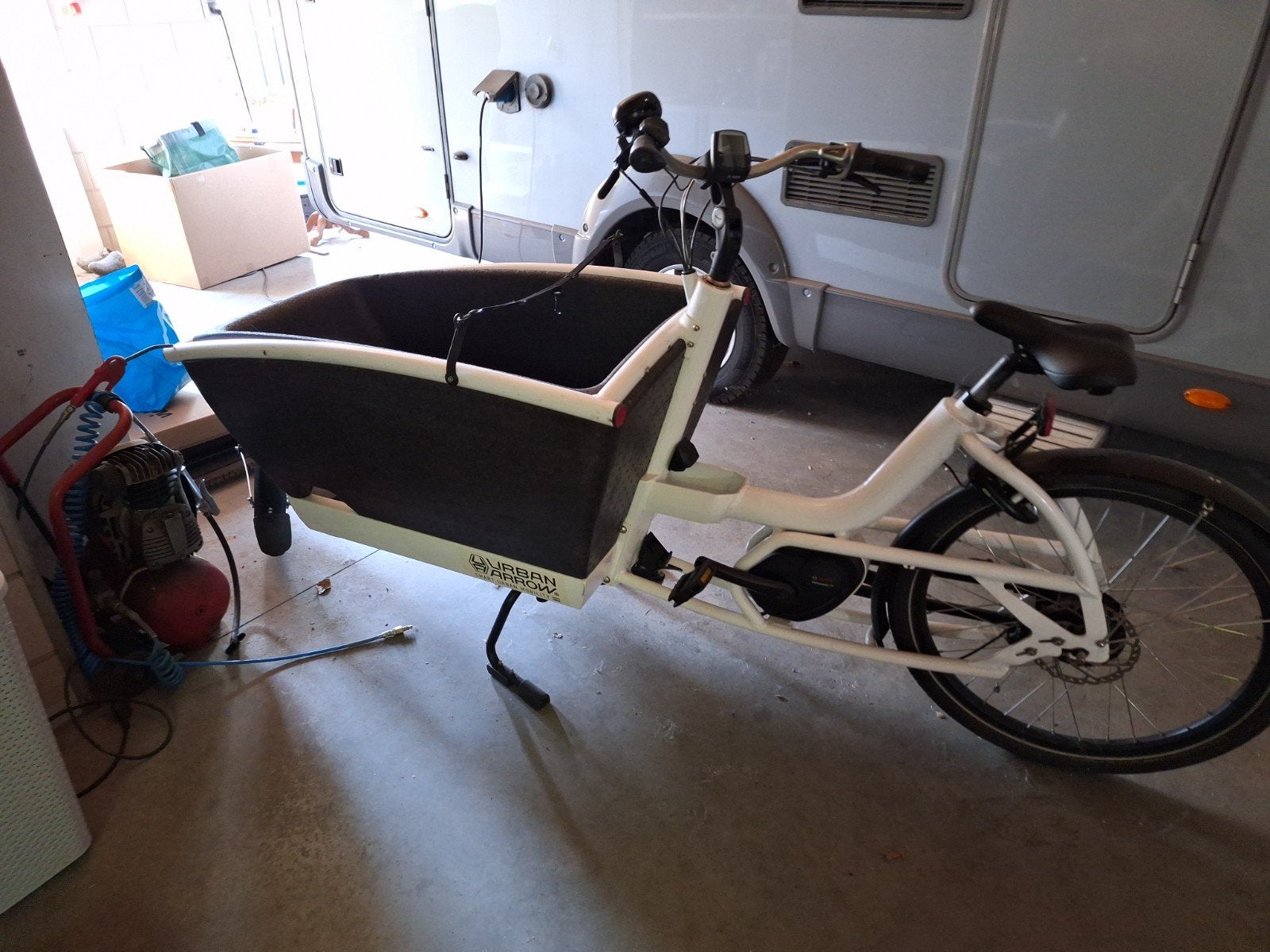 Urban Arrow family performance Line PlBakfiets - Elektrisch,, Ophalen, Gebruikt, 4 kinderen of meer, Elektrisch