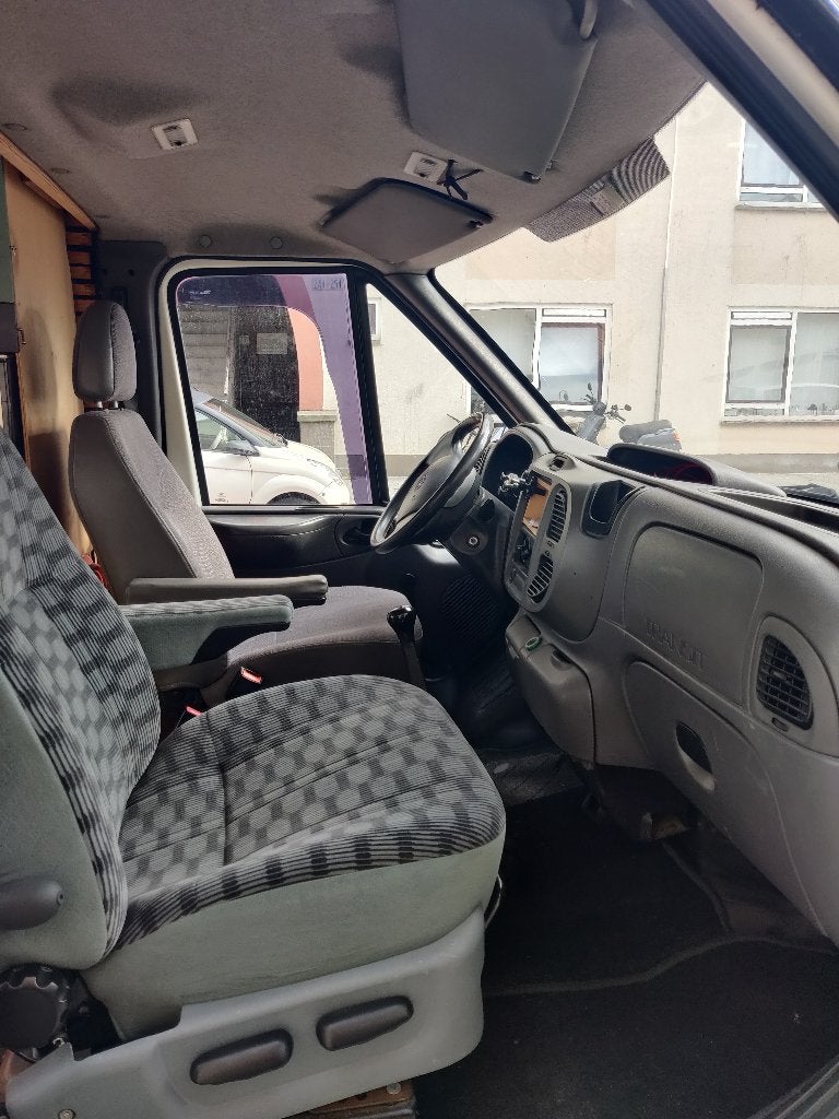 Foto 9 van Ford Transit Camper 260S | Off-grid | 173.000 km