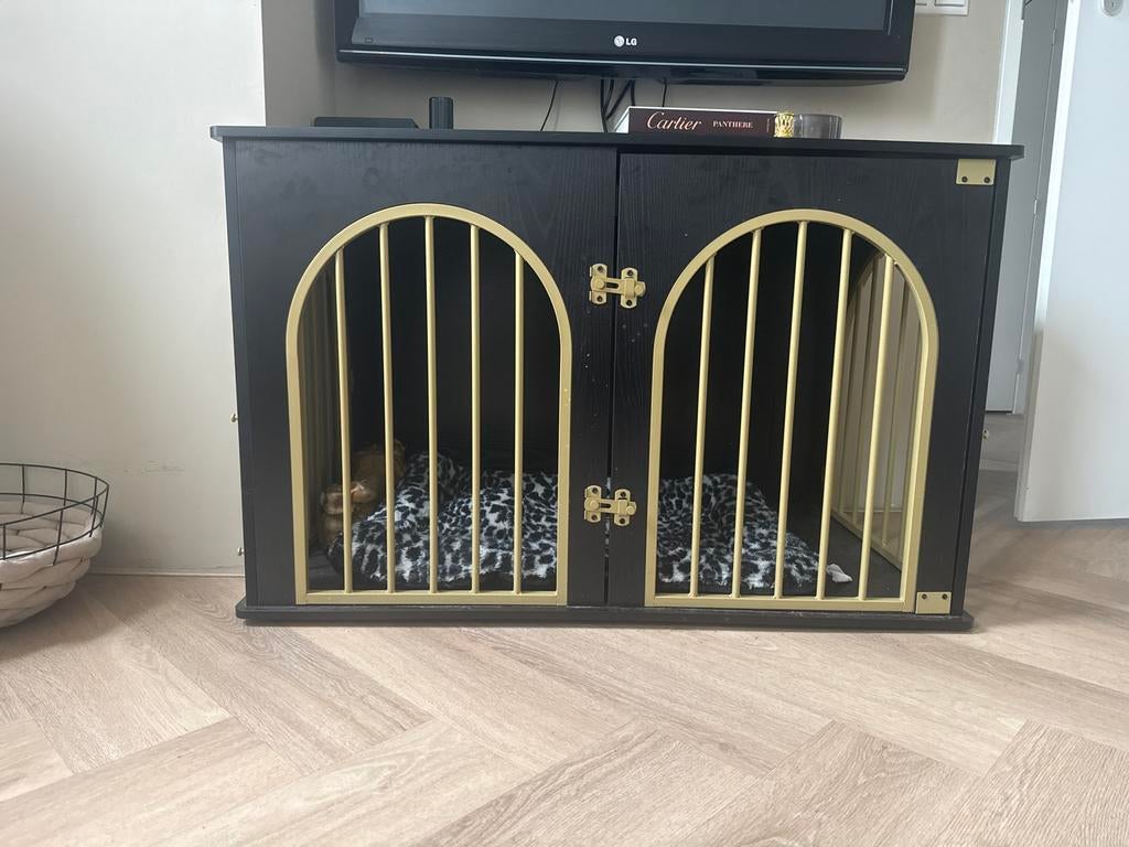 Honden bench kast, Dieren en Toebehoren, Hondenbenches, Ophalen, Zo goed als nieuw