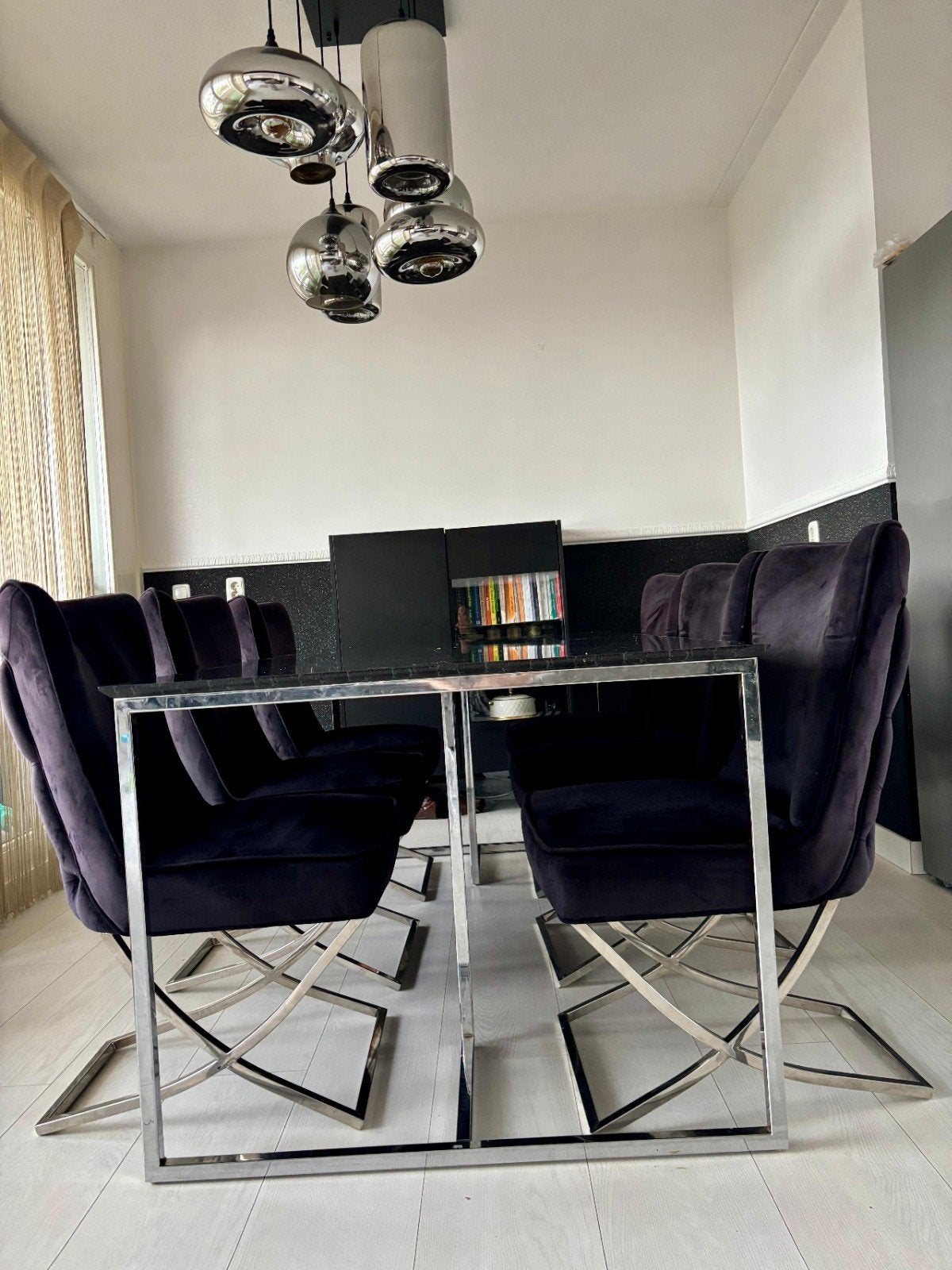 Moderne eettafel,salontafel  6 fluwelen stoelen en kast., Huis en Inrichting, Tafels | Eettafels, Ophalen, Modern, Luxe, Glamour