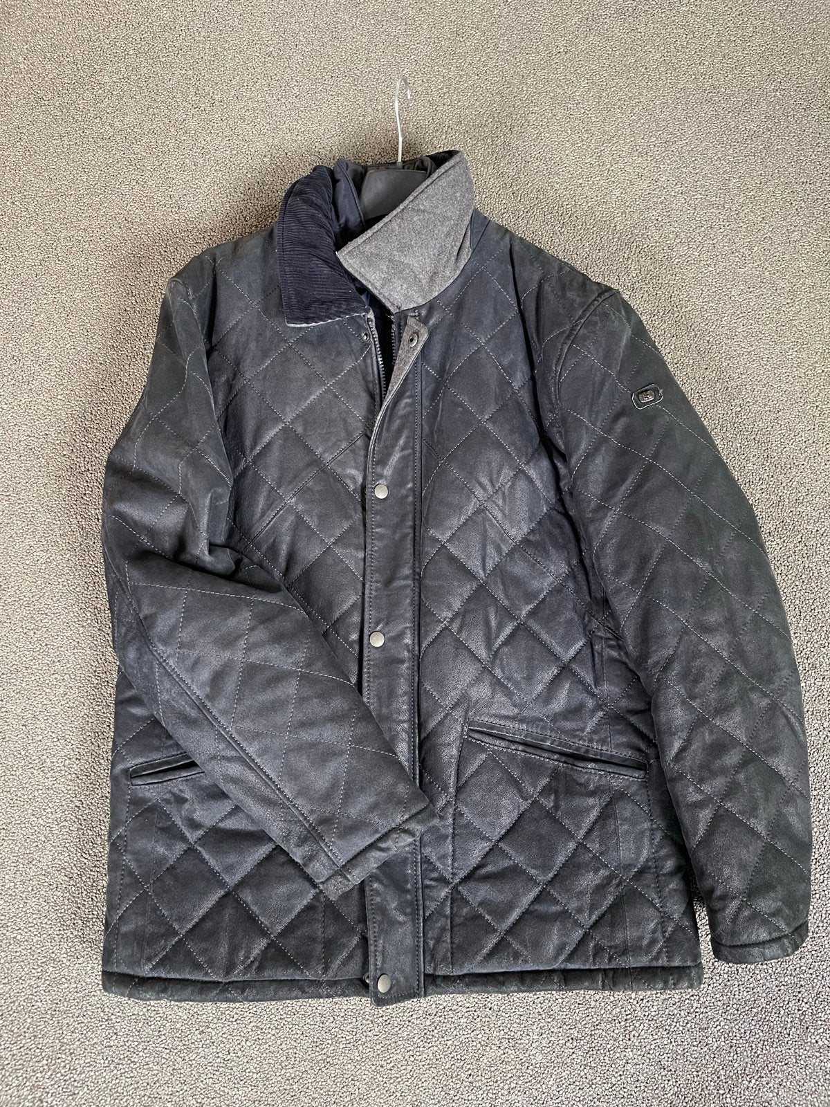 Trapper gewatteerde jas, maat L-XL, ZGAN van €100 nu €75, Kleding | Heren, Ophalen, Zo goed als nieuw, Maat 52/54 (L), Zwart