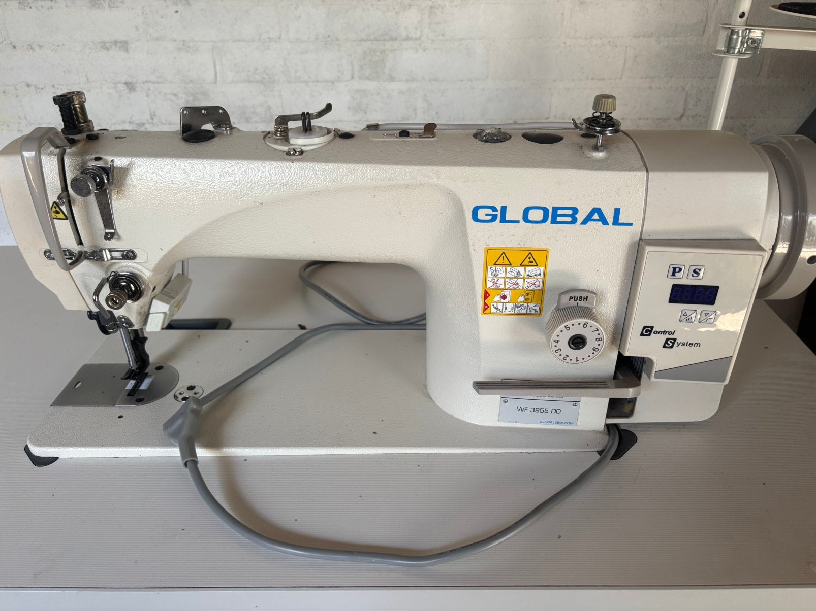 Global Industriële WF 3955 DD, Ophalen, Zo goed als nieuw, Naaimachine, Overige merken